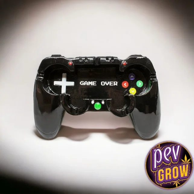 Ausverkauf Originaler Resin Controller Aschenbecher – Cooler Gamer Hanf Aschenbecher mit Feuerzeughalter · Perfektes Accessoire fürs Gaming-Setup